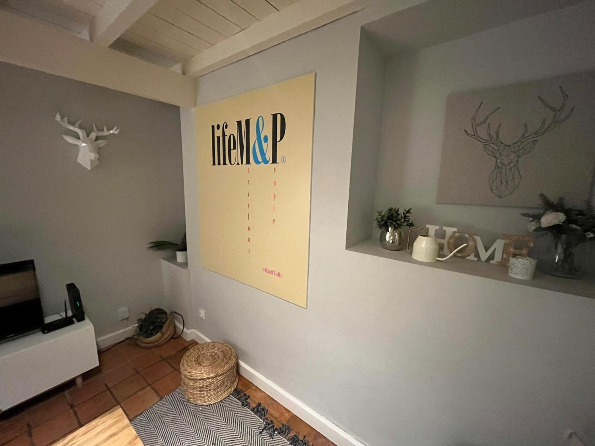Life M&P Apartment Севиля Екстериор снимка